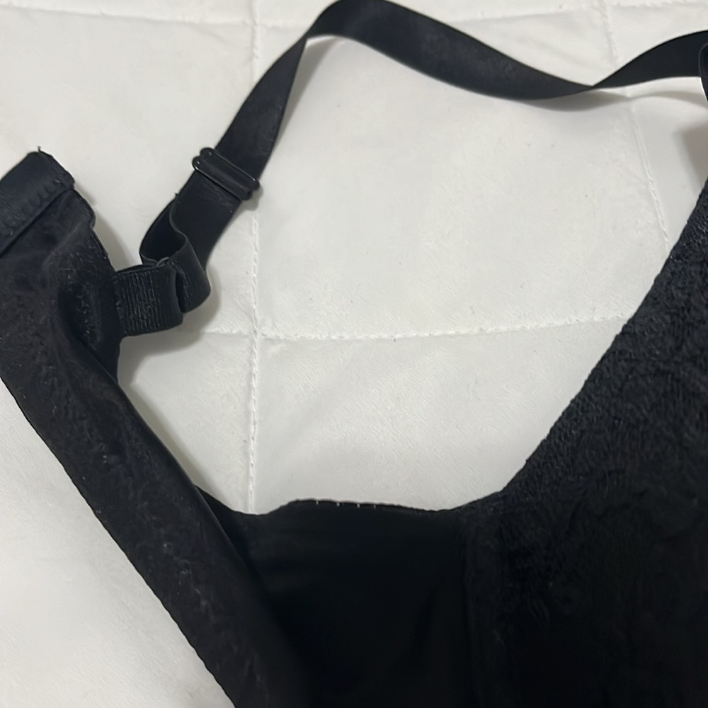 Jones New York bra in black size 36 C New without tags. - Picture 4 of 4